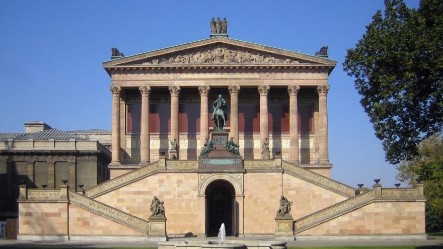 Alte Nationalgalerie in Berlin auf der Museumsinsel Alte Nationalgalerie in Berlin auf der Museumsinsel